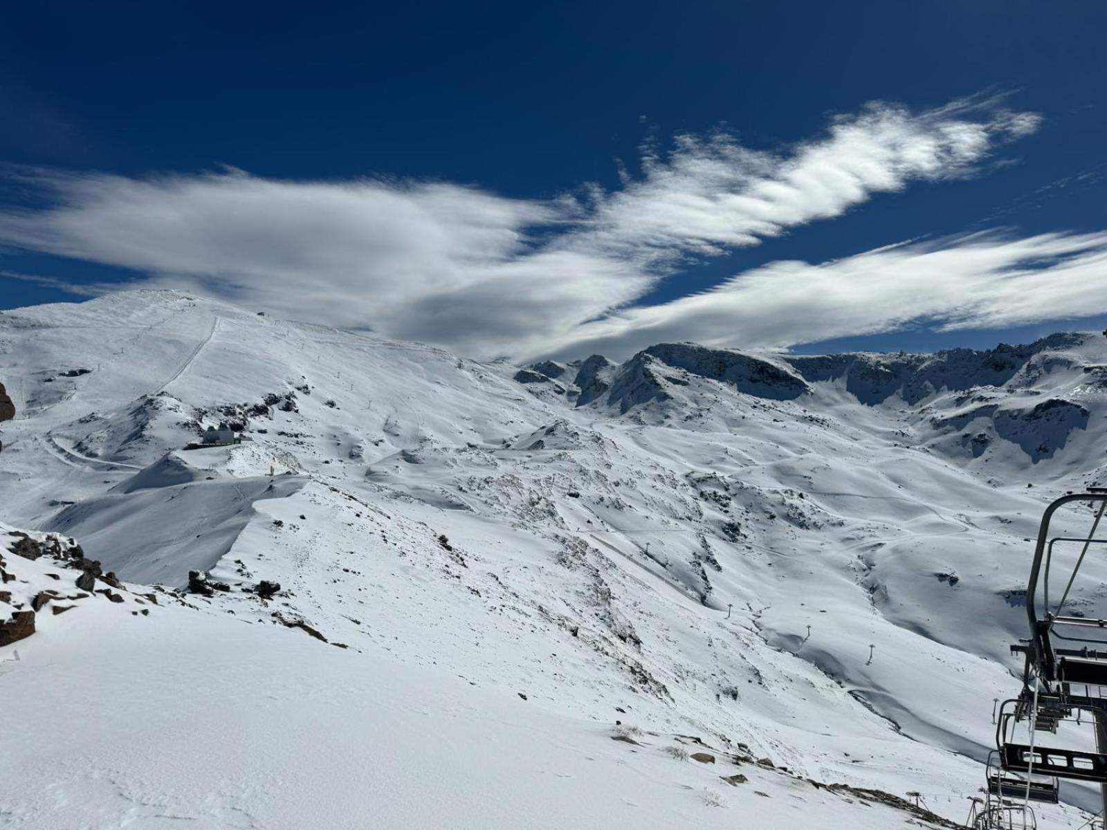 La Estacion Sierra Nevada Apartment เกวคาร์-เซียร์รา ภายนอก รูปภาพ